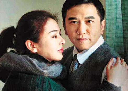 Tài tử Lộc đỉnh ký: Tuột dốc vì loạt bê bối lừa tình tiền, 51 tuổi mới được làm cha-4