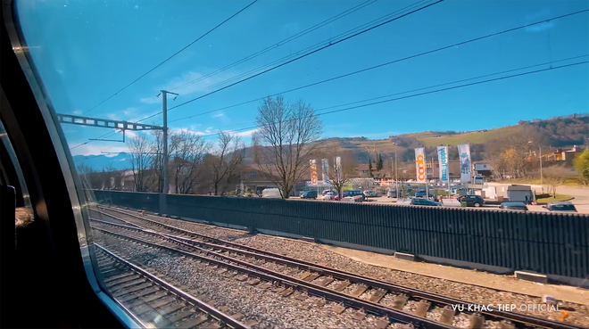 Vũ Khắc Tiệp tiết lộ chi cả tỷ đồng để đến Thuỵ Sĩ check in tại các địa điểm hot trong Crash Landing On You, và sản phẩm thì vô cùng mãn nhãn-7