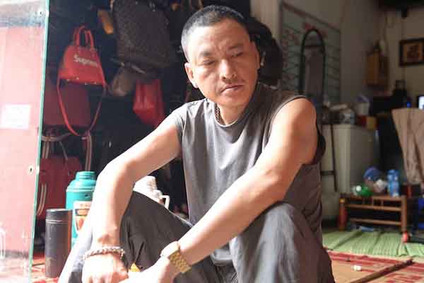 Sau hơn 1 năm xảy ra vụ cháy nhà trọ ông Hiệp khùng, đôi vợ chồng sát vách có nguy cơ hầu toà-1