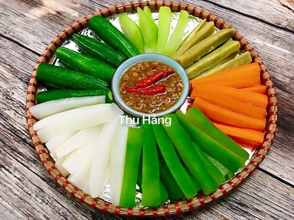 Lười rửa bát, mẹ Hà Nội lấy luôn mẹt đựng thức ăn, thành quả khiến ai cũng xuýt xoa-7