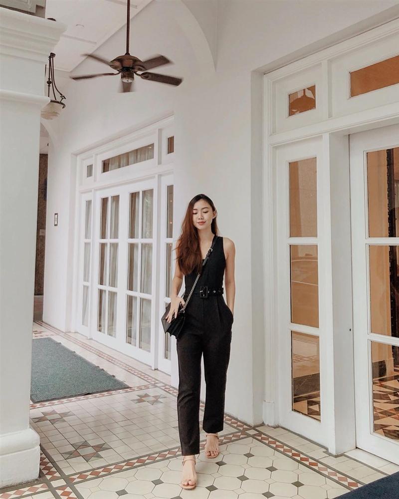 10 set đồ vừa xinh lại tôn dáng từ những nàng sành mặc: Xem xong là múc ngay được một set diện đi chơi cuối tuần-10