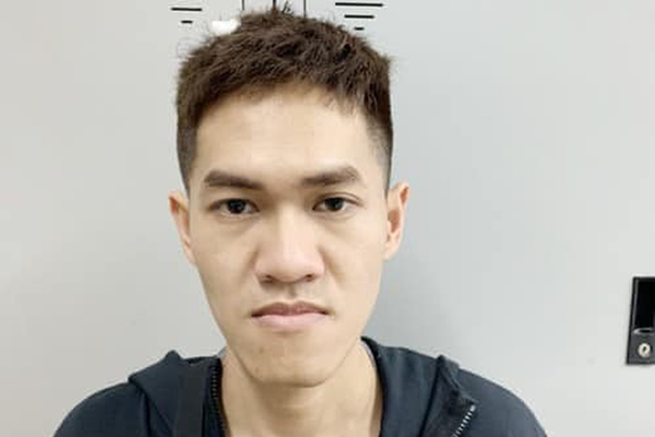 Thầy giáo bị kiểm điểm vì bán 20 khẩu trang lãi 8.000 đồng: Mình sai thì phải nhận sai thôi-4