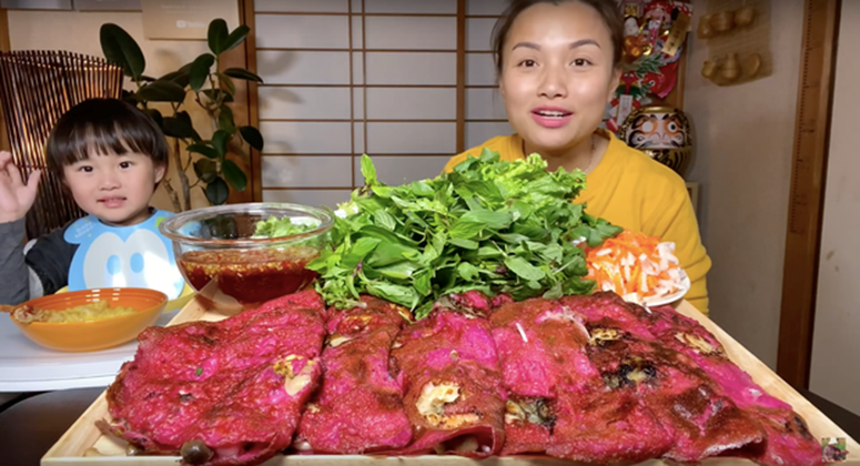 Mẹ con Quỳnh Trần - bé Sa được ủng hộ nhiệt tình với món bánh xèo thanh long, dù ở nước Nhật xa xôi vẫn góp phần giải cứu nông sản Việt Nam-12