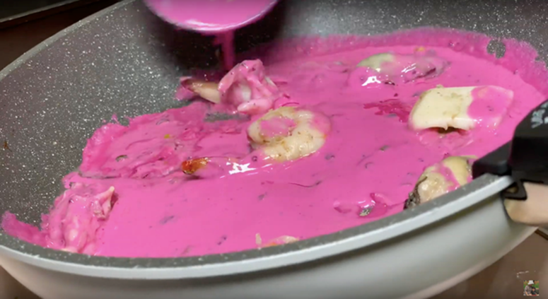 Mẹ con Quỳnh Trần - bé Sa được ủng hộ nhiệt tình với món bánh xèo thanh long, dù ở nước Nhật xa xôi vẫn góp phần giải cứu nông sản Việt Nam-8