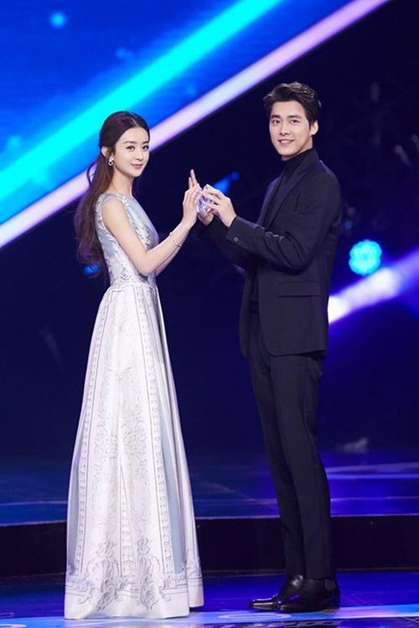 Trước khi yên bề gia thất bên Phùng Thiệu Phong, Triệu Lệ Dĩnh cũng là một mỹ nhân đào hoa khi sở hữu danh sách bạn trai toàn những cái tên đình đám-8