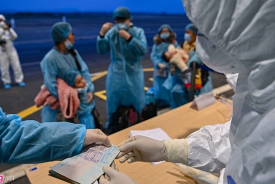 Trưa 1/3, Nội Bài và Tân Sơn Nhất dừng đón chuyến bay từ Hàn Quốc