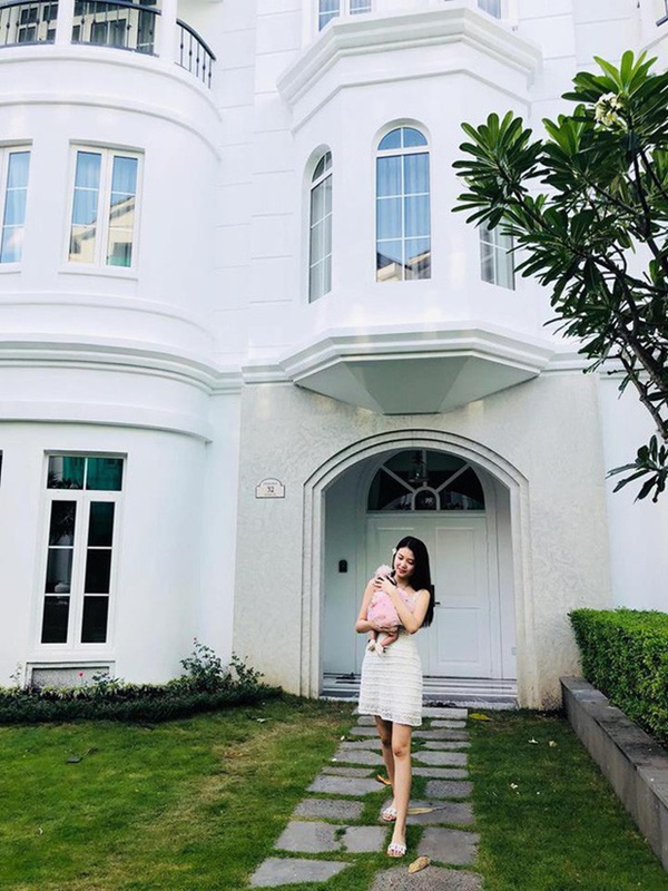 Nữ hoàng sắc đẹp Ngọc Duyên lộ bằng chứng đã ly hôn chồng tỷ phú: Xoá hết ảnh thủa mặn nồng, nhẫn đính ước bỗng bốc hơi-6