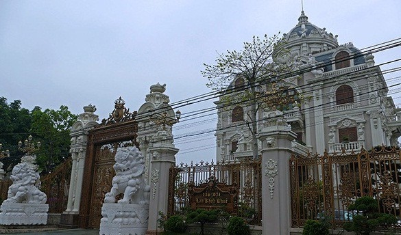 Choáng ngợp những lâu đài dát vàng nghìn tỷ của đại gia đất Bắc-1