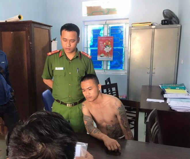 Bé trai 6 tuổi bị nam thanh niên dùng gậy đánh nhập viện-1