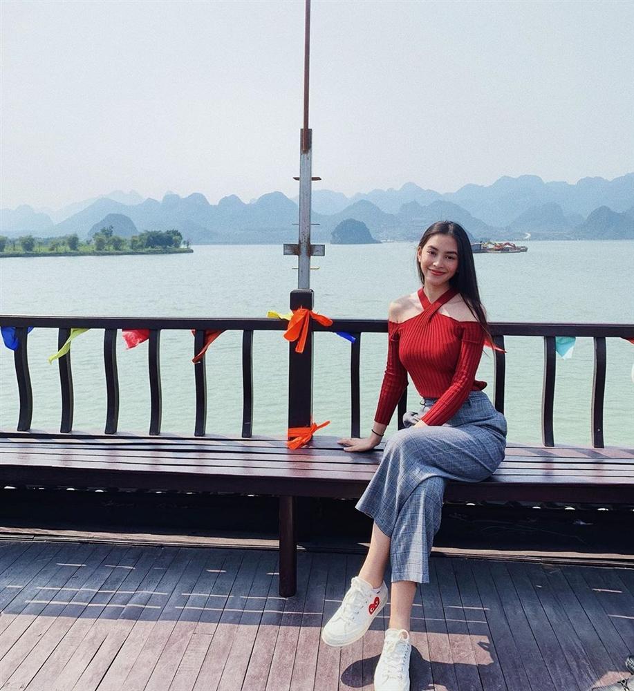 Street style ngập tràn sắc trắng: Ngọc Trinh diện đồng hồ 4 tỉ, nhưng choáng nhất vẫn là sắc vóc của mẹ bỉm sữa Diệp Lâm Anh-8