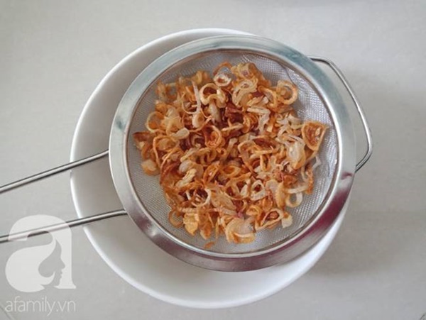 Dùng chảo không dính tráng bánh cuốn: Tưởng không dễ mà dễ không tưởng, ăn ngon cực!-4