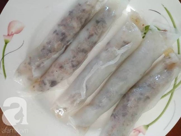 Dùng chảo không dính tráng bánh cuốn: Tưởng không dễ mà dễ không tưởng, ăn ngon cực!-9
