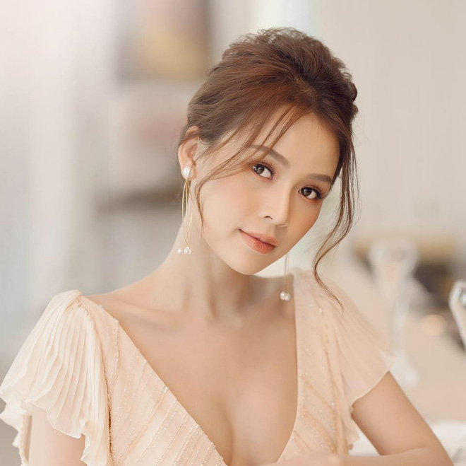 Chưa đầy 30 tuổi, hot girl Sam đã có loạt tài sản khủng và cuộc sống nhiều người ngưỡng mộ-1