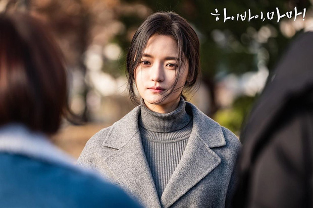 3 lý do cực kì thuyết phục giúp mẹ ma Kim Tae Hee có thể tái sinh thực sự sau 49 ngày ở Hi Bye, Mama-4