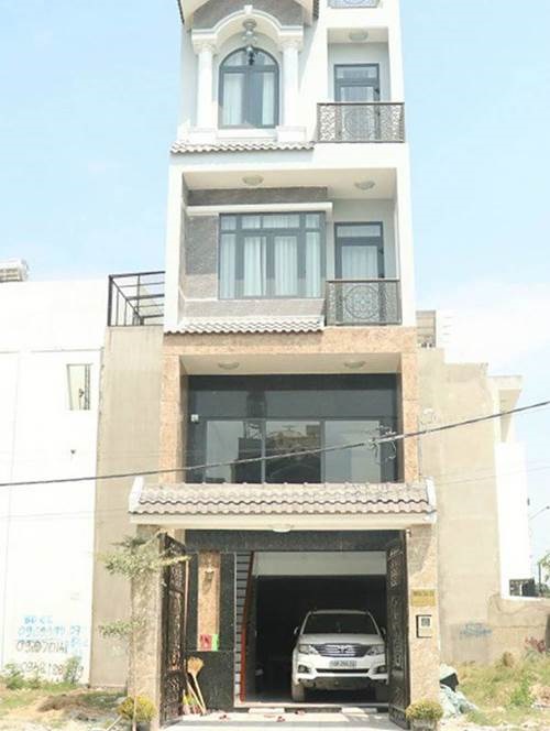 Lê Dương Bảo Lâm khoe ở nhà 7 tỷ, vợ đẹp, con xinh-2