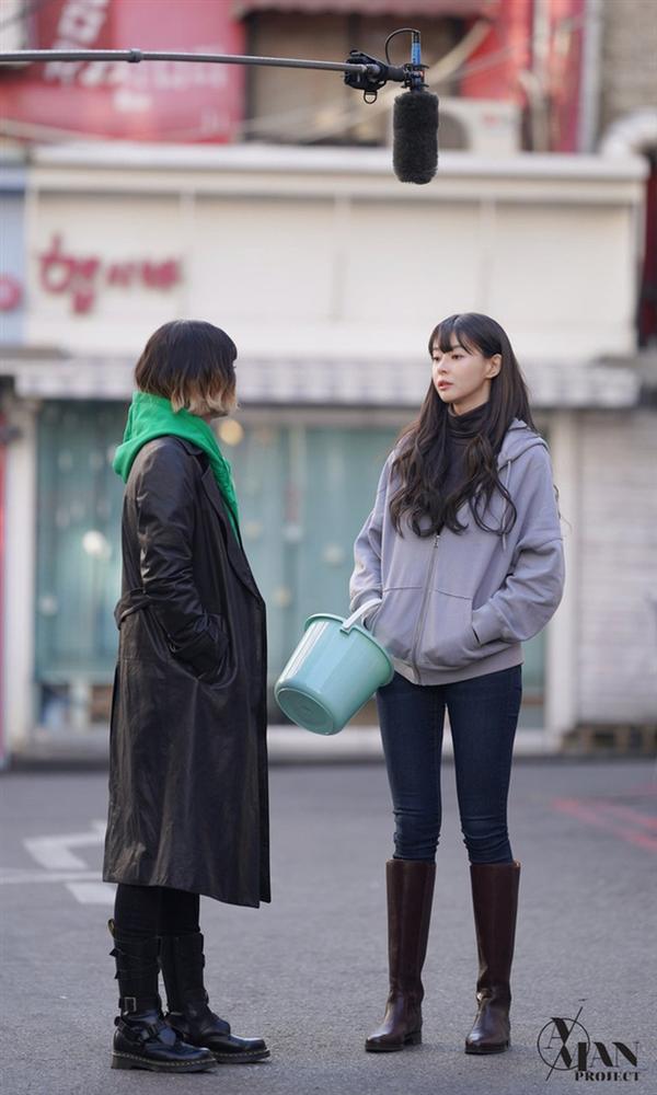 Style trong Itaewon Class đã dìm Kim Da Mi quá đáng, chứ ngoài đời đẹp hoàn mỹ, ảnh không photoshop vẫn xuất sắc thế này cơ mà-3