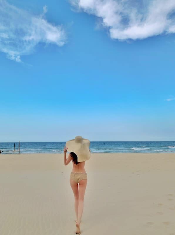 Hồ Ngọc Hà thả dáng với bikini, fans thích thú vì quá gợi cảm-8