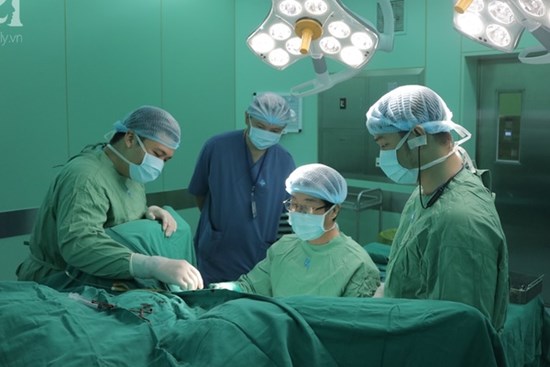 Người phụ nữ 35 tuổi mắc chứng bệnh 