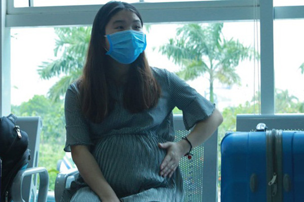 Bà bầu trong đoàn 30 người trở về từ Vũ Hán tiết lộ những ngày sống ở tâm dịch” COVID-19-5