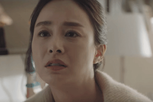 Hi Bye, Mama: Đổ rạp trước loạt biểu cảm siêu đáng yêu của cậu bé trong vai con gái Kim Tae Hee-11