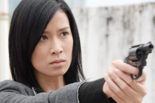 Bằng chứng thép 4: Á hậu Hồng Kông tái xuất đóng vai mỹ nữ, bị soi dao kéo đến méo miệng ở tuổi 39-7