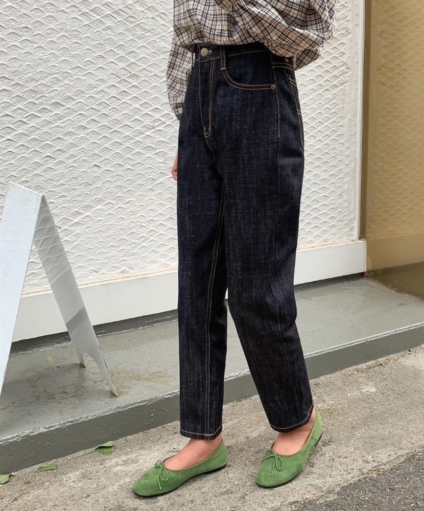 Xin giới thiệu đến chị em kiểu giày búp bê hot nhất lúc này, diện với quần jeans hay váy vóc cũng đều đẹp mê-9