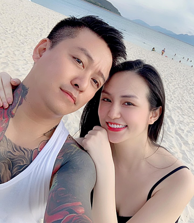 Bà xã Tuấn Hưng lấy lại tinh thần, hạnh phúc khoe loạt ảnh con trai út: 6 tháng tuổi đã cực kháu khỉnh, sở hữu nhiều nét giống bố!-5