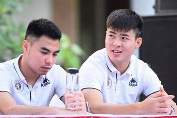 Duy Mạnh vừa nhận tin sét đánh, những bình luận vô duyên lấy vợ đen lắm lại được dịp ngoi lên-11