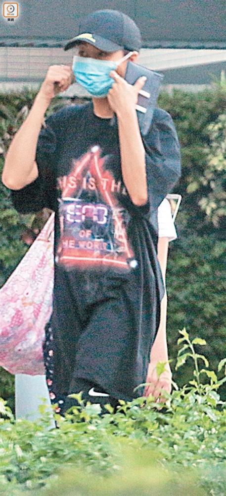 Thị hậu TVB thất nghiệp, phải đi làm shipper ở tuổi 39?-1