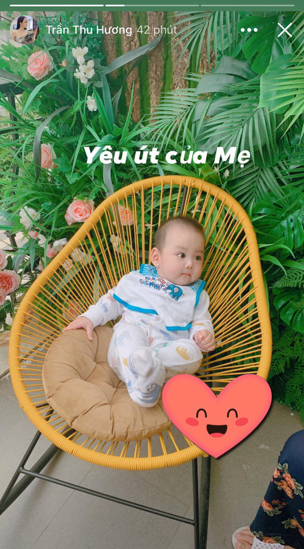 Phản ứng của Tuấn Hưng sau khi bà xã liên tục đăng loạt status nghi vấn hôn nhân trục trặc-4