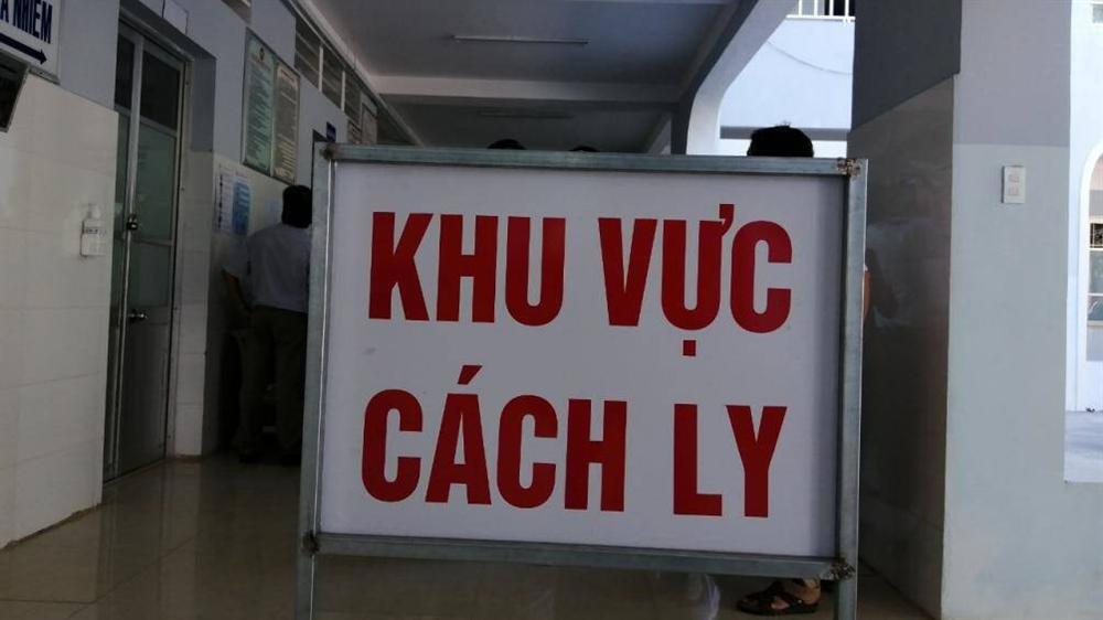 Chủ tịch xã trần tình vụ để người về từ tâm dịch Daegu trốn cách ly-1