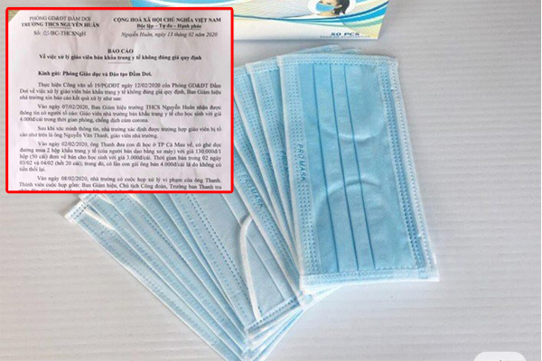 Cụ ông giận dữ hét vào mặt người ho mà không đeo khẩu trang trên tàu điện-1