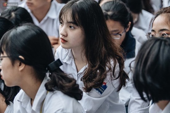 Nam Định phát sóng ôn thi vào lớp 9 và lớp 12 trên truyền hình, Youtube trong thời gian nghỉ vì dịch Covid-19