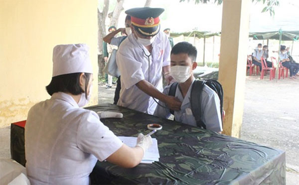 Trở về từ vùng dịch Covid-19, nam thanh niên ở Quảng Trị bị sốt, viêm đường hô hấp trên-1