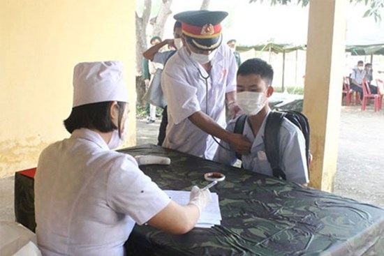 Trở về từ vùng dịch Covid-19, nam thanh niên ở Quảng Trị bị sốt, viêm đường hô hấp trên