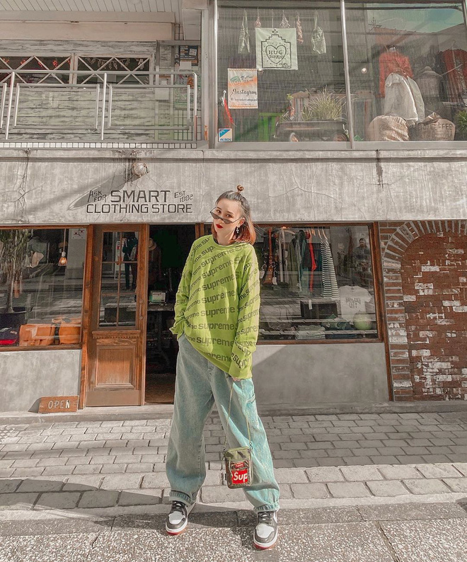 Street style hội gái xinh mặc đẹp Instagram: Cả tá kiểu quần ống rộng được lăng xê, ai cũng mix đồ đẹp bá cháy”-2