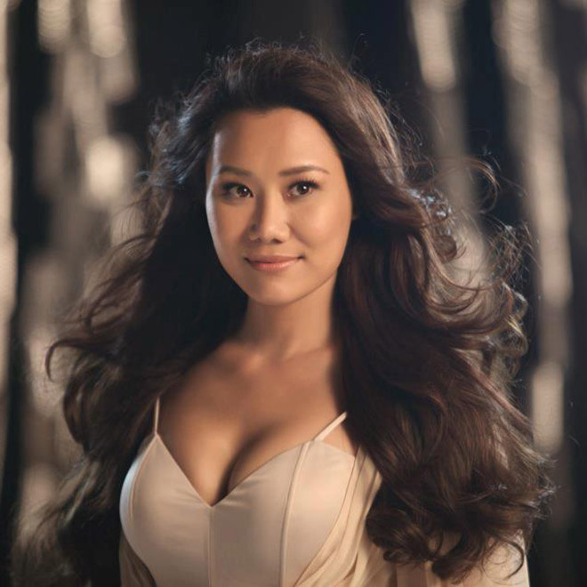 Gia thế hoành tráng và cuộc sống bí ẩn của nữ MC đình đám, từng dẫn Sức sống mới”-1