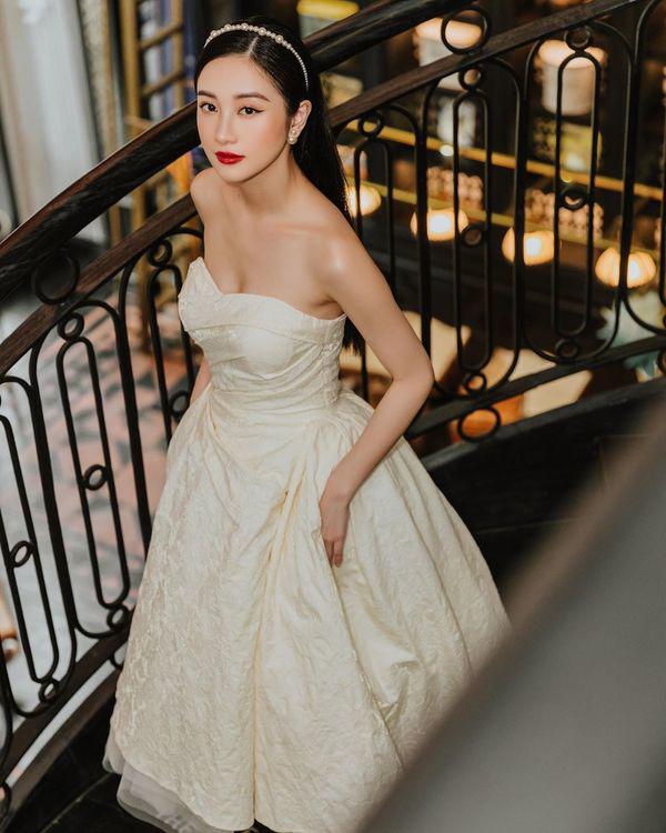 Diện chiếc áo khoét sâu, Jun Vũ làm dân tình chẳng biết nhìn vào đâu cho vừa-8