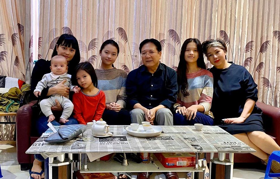 Vợ NSƯT Mạnh Dũng đăng lại clip của chồng, nhắc con vượt qua nỗi đau-1