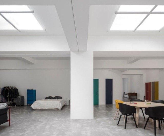 Bất ngờ vợ chồng trẻ cải tạo gara cũ thành nhà đẹp như mơ-8