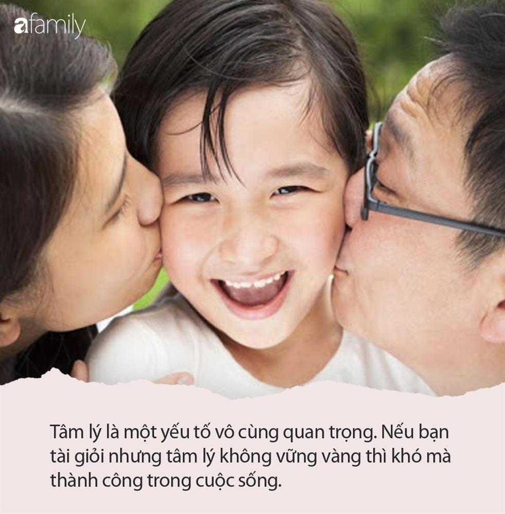 Chênh lệch nhau 5 điểm trong bài thi đại học, 10 năm sau cuộc đời của cặp chị em sinh đôi có bước ngoặt khó ngờ-3