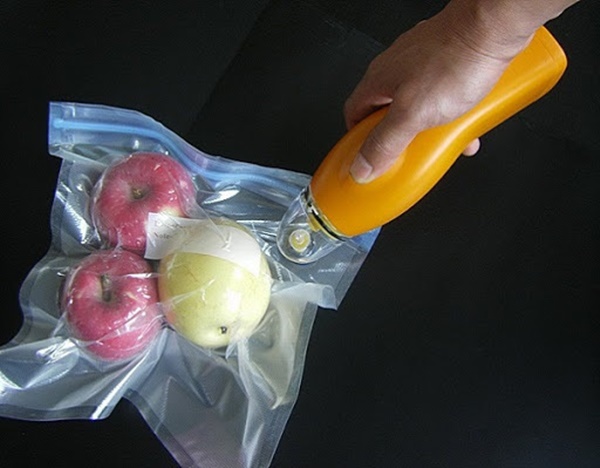 Chẳng cần tốn kém mua lồng sấy, tận dụng mấy món dưới đây là quần áo, giày dép ắt khô ngay-6