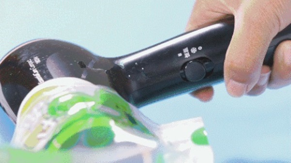 Chẳng cần tốn kém mua lồng sấy, tận dụng mấy món dưới đây là quần áo, giày dép ắt khô ngay-7