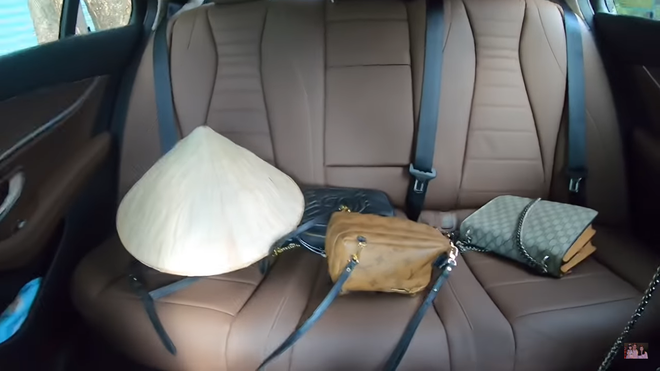 Huy Khánh lấy trộm” chìa khóa bọc vàng để lẻn vào ô tô Ngọc Lan, phát hiện điều không thể ngờ-2