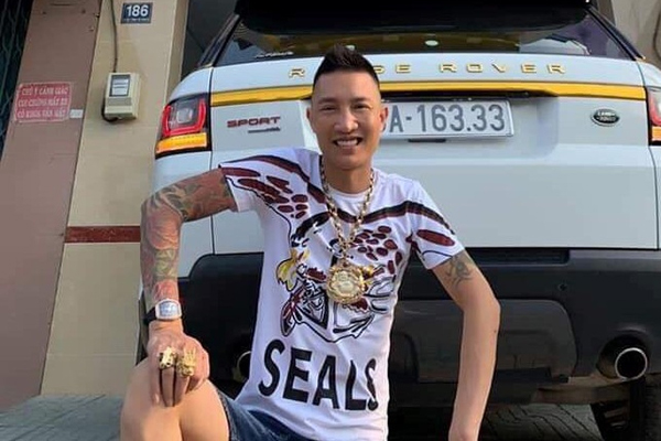 Vụ Huấn hoa hồng dùng ma túy: Nhiều đối tượng thích tạo hình tượng giang hồ để nổi tiếng-3