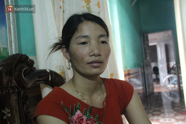 Cậu bé không tay vẽ cuộc đời bằng đôi chân kỳ diệu và câu hỏi thắt lòng: Bao giờ tay con sẽ mọc hả mẹ?”-6