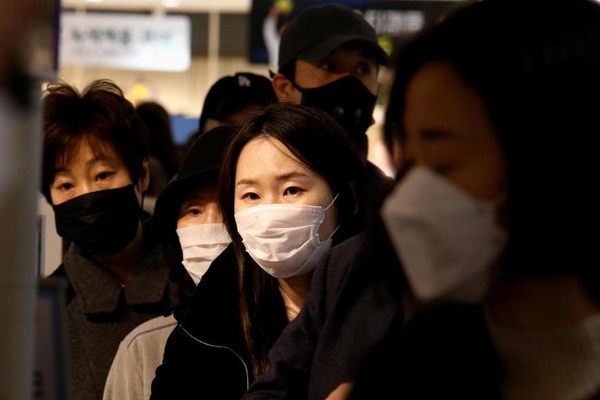 Hà Nội: Bệnh nhân đi từ Italia về bị ho, sốt... âm tính với Covid-19-1