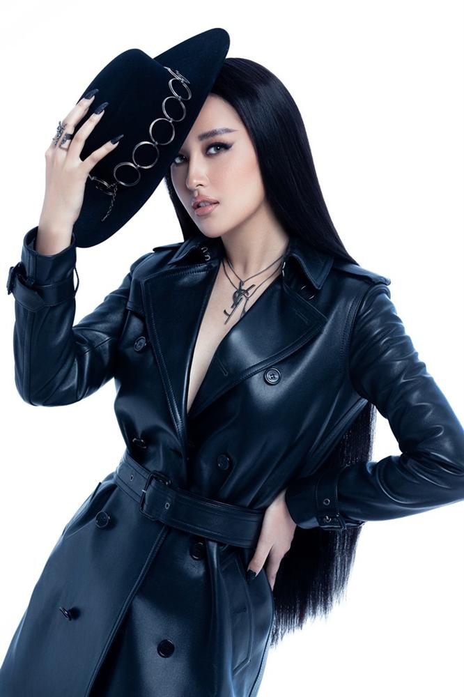 Mai Phương Thúy lại sexy với phong cách không nội y-2