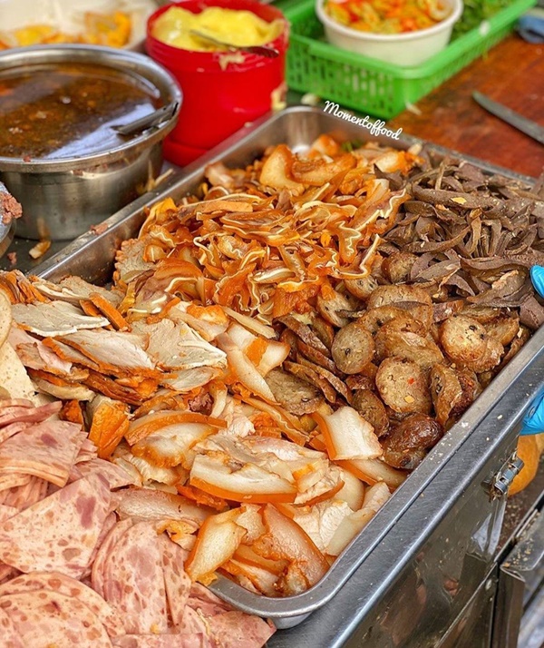 Bánh mì phá lấu tai heo và 4 loại bánh mì hút khách tại TP. Hồ Chí Minh-1