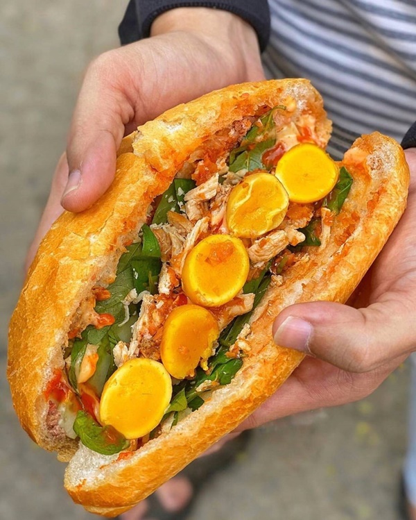 Bánh mì phá lấu tai heo và 4 loại bánh mì hút khách tại TP. Hồ Chí Minh-6
